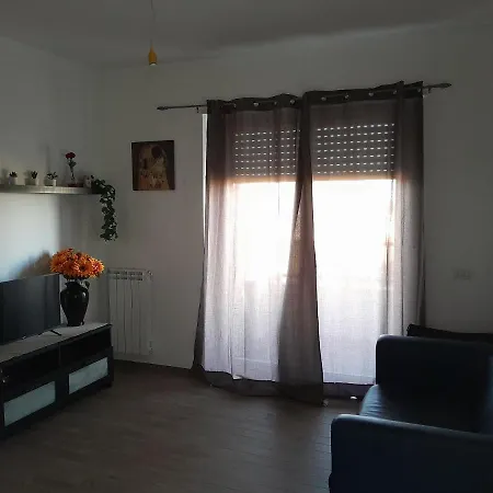 Fiera&aeroporto House * فيوميتشينو
