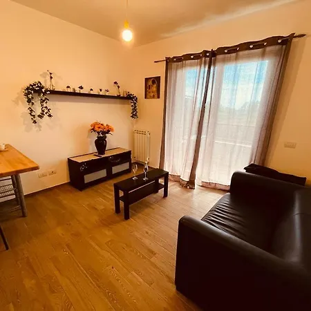 Fiera&aeroporto House فيوميتشينو